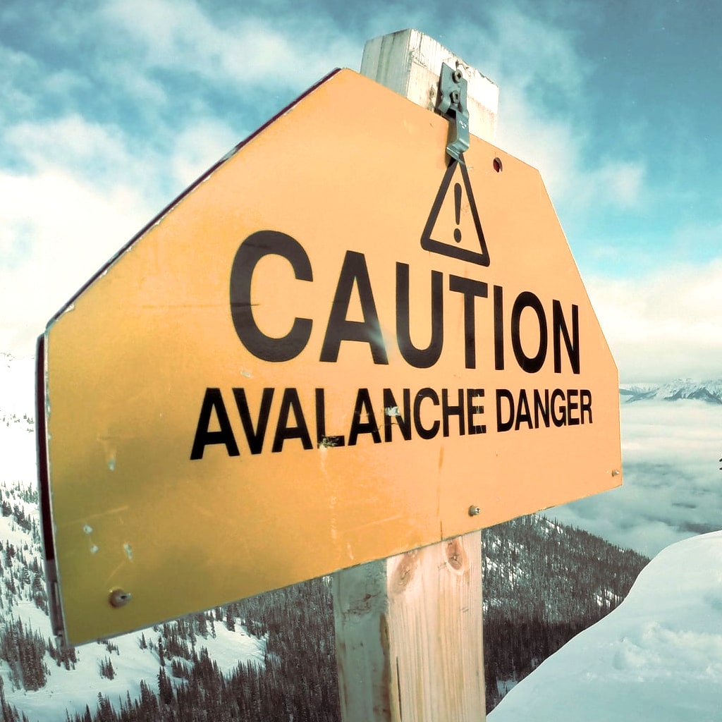 articles/avalanche-danger-sign-featured-image.jpg