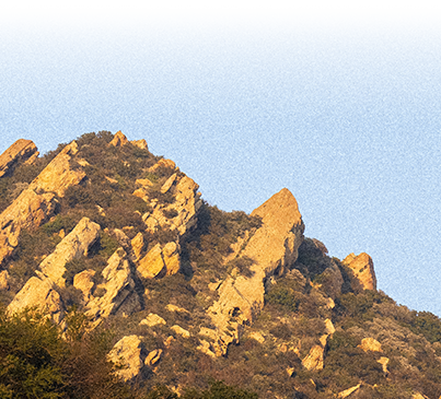 files/MH-AboveFooter-Scenic-mobile-2.png