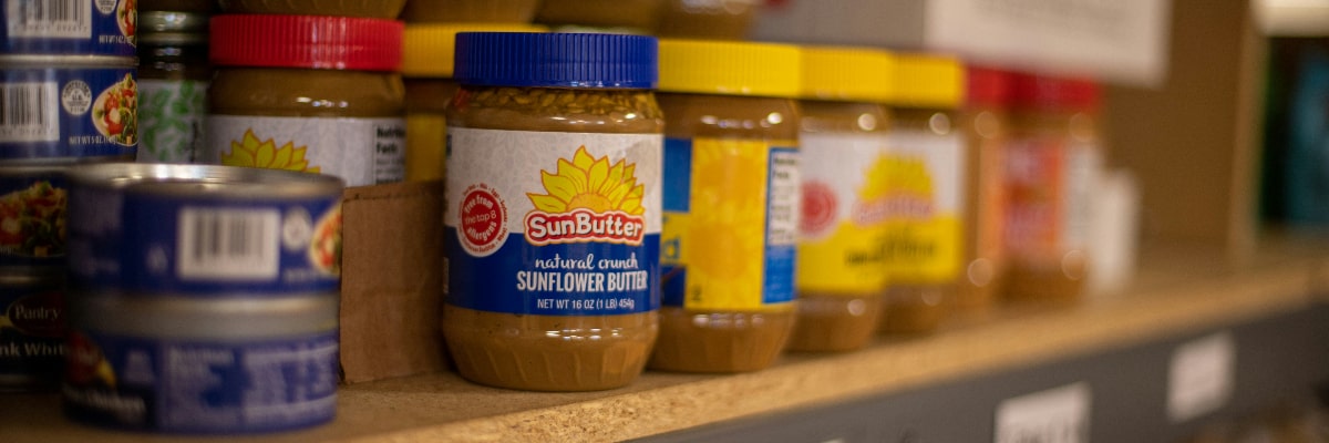 articles/emergency-food-supply-pantry-featured-image.jpg