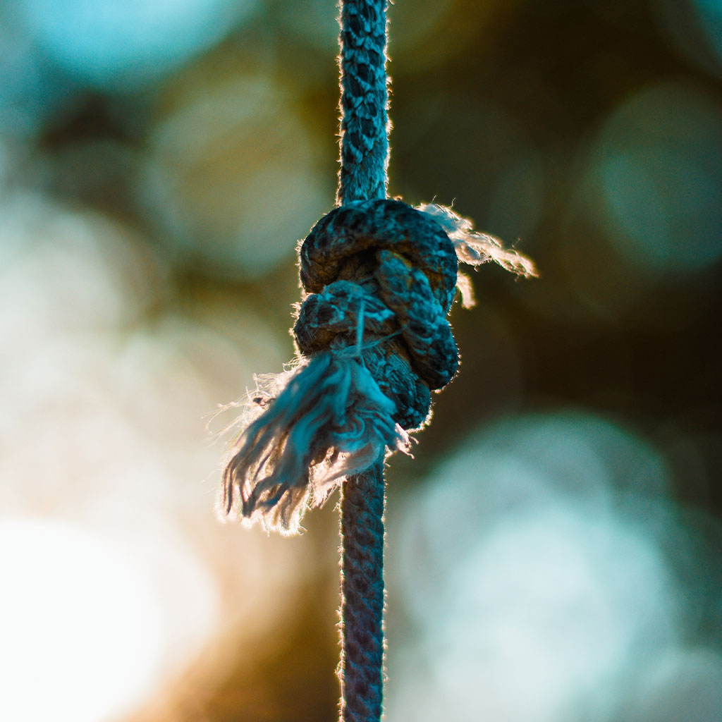rope tied in knot